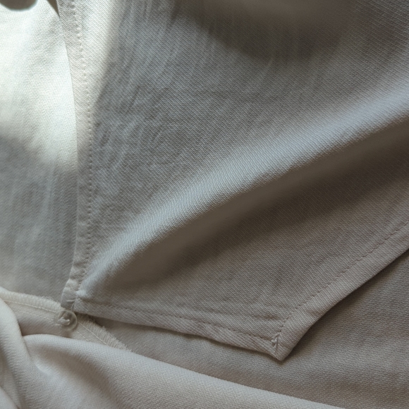 Adjustable Wrap Blouse - Picture 4 of 4